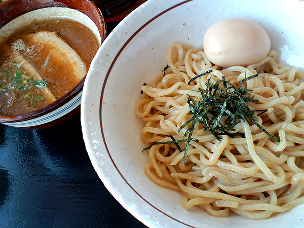 ���˖���