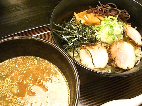 醤油つけめん全部のせ