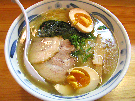 �����[�����{�ϋʎq