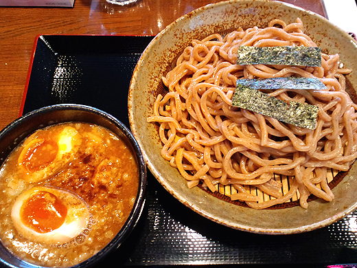 �Ƃ񂱂������ ���{���t�ϋʎq